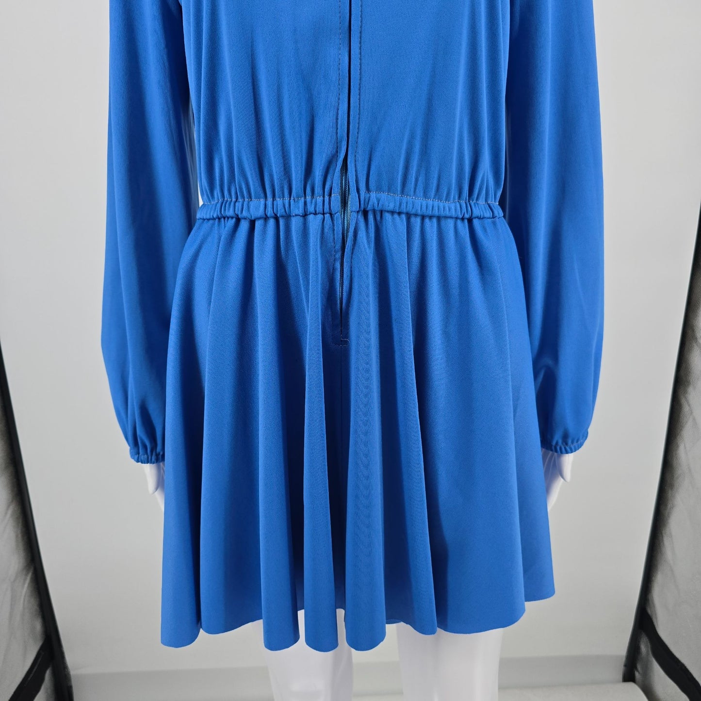 Vintage Early 1970s Blue Long Sleeve Zip-Front Dagger Collar Mini Dress (M)