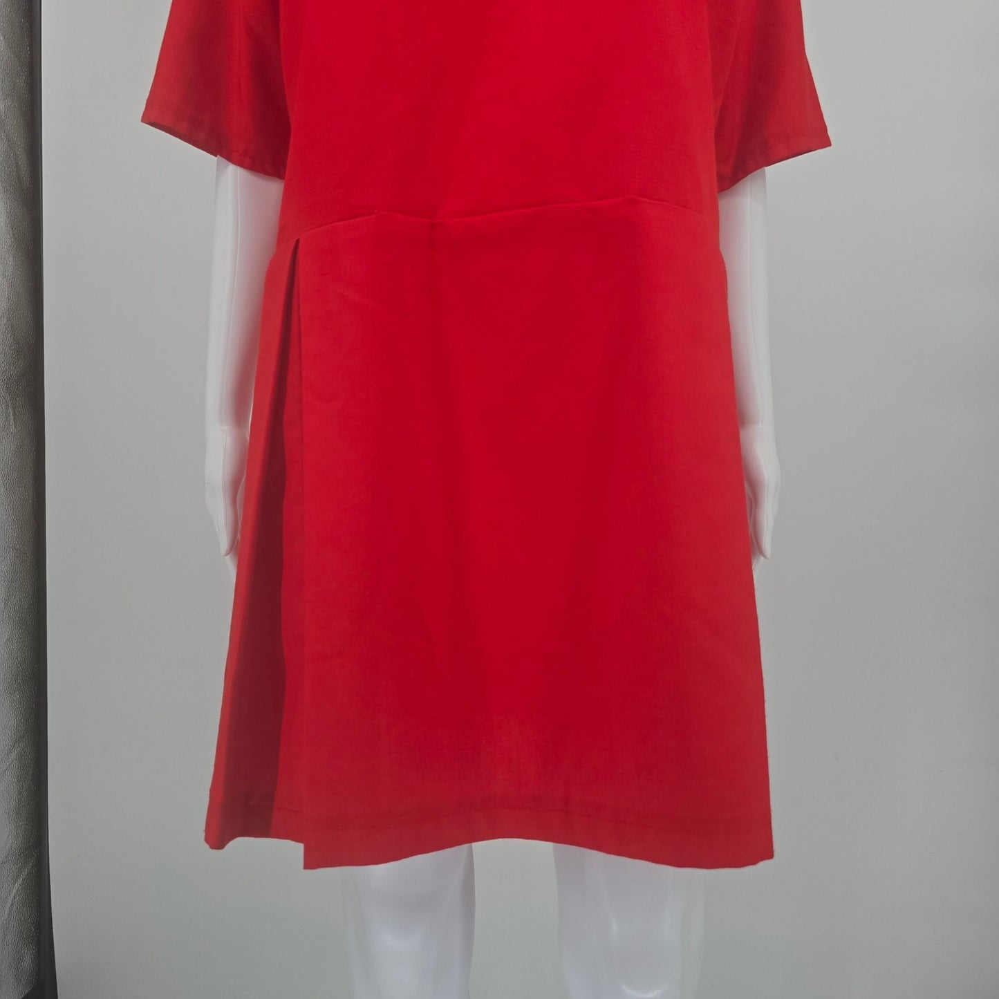 Vintage 1960s Masters Youngstown Ohio Red Drop-Waist A-Line Box Pleat Dress (XL)