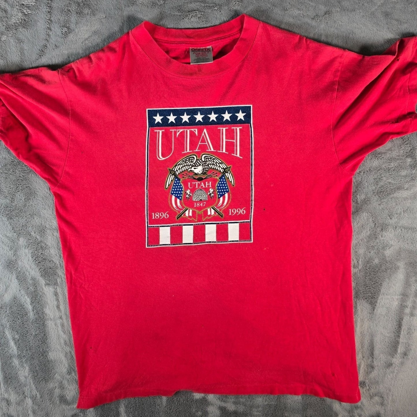 Distressed Vintage 1990s Oneita Utah State Seal 1896-1996 Centennial T-Shirt (L)