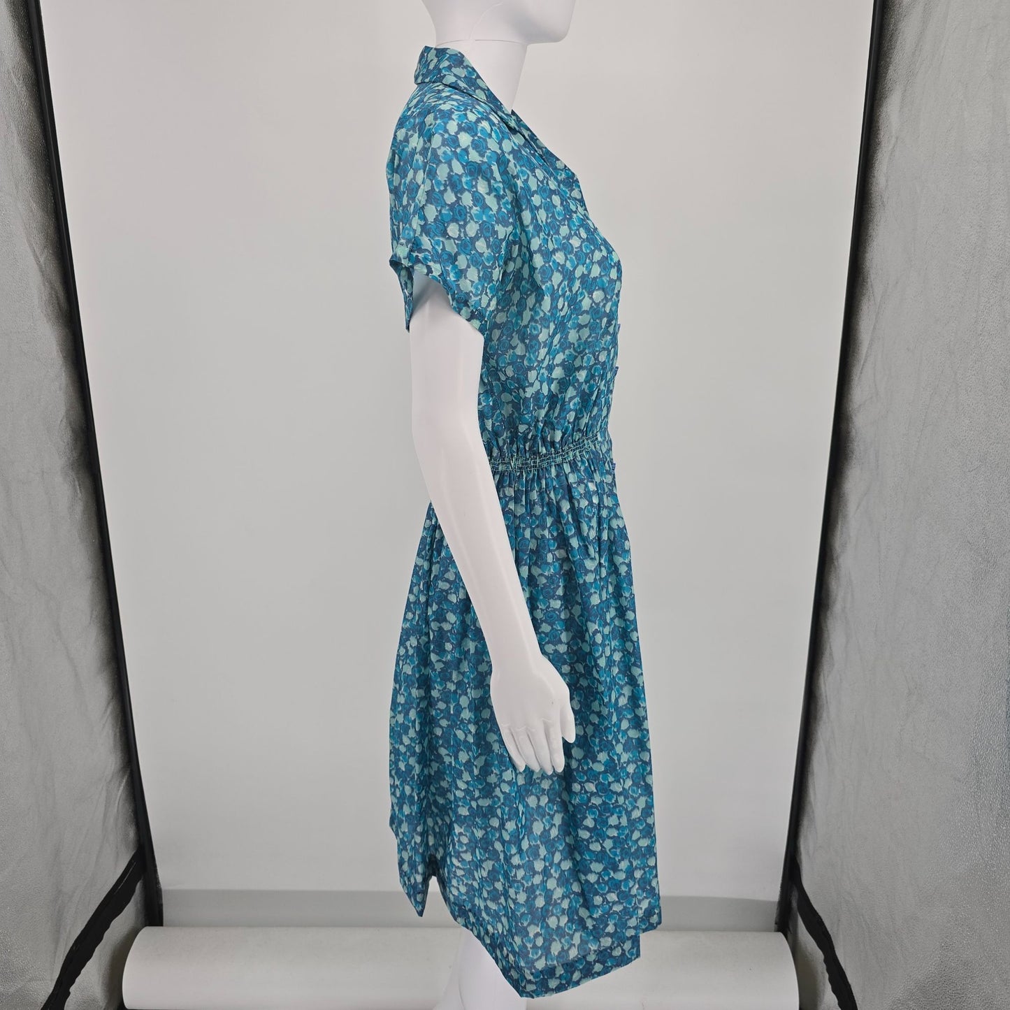 Vintage Late 1950s Blue Floral Semi-Sheer Elastic Waist Shirtdress Day Dress (M)