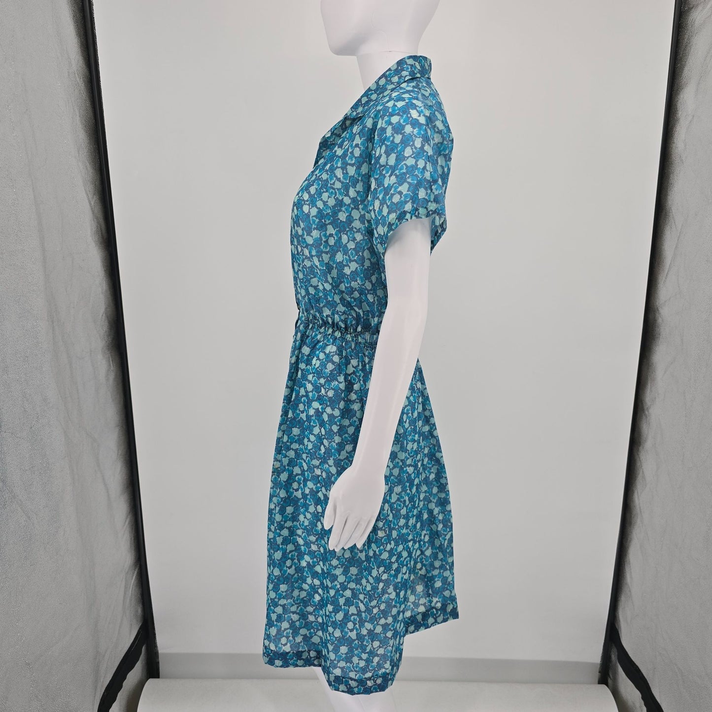 Vintage Late 1950s Blue Floral Semi-Sheer Elastic Waist Shirtdress Day Dress (M)
