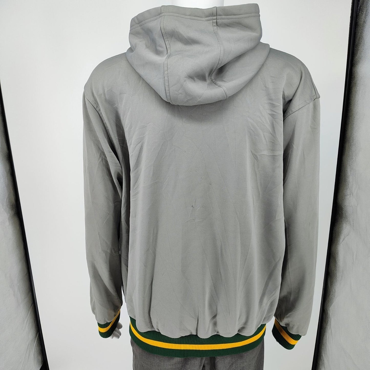 NFL Green Bay Packers Logo Fleece Lined Hooded Gray Jacket (Large) *FLAWS*