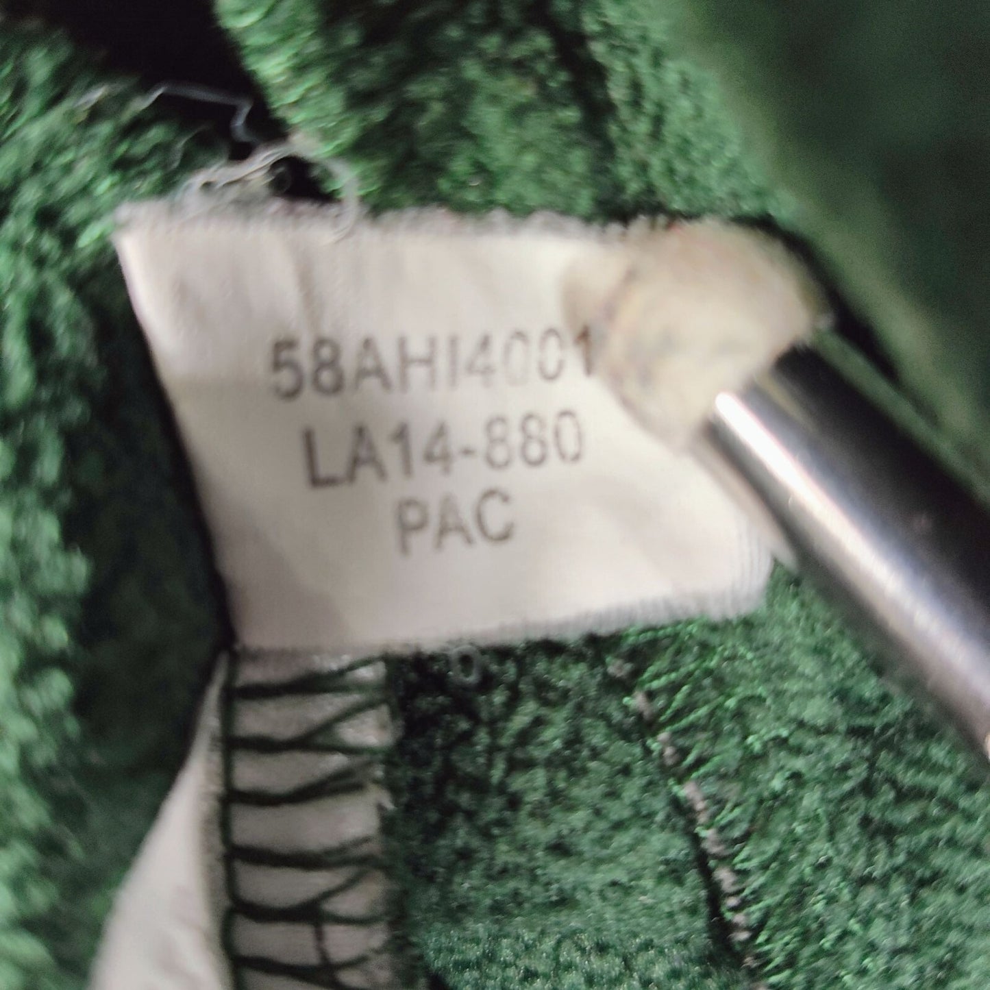 NFL Green Bay Packers Logo Fleece Lined Hooded Gray Jacket (Large) *FLAWS*