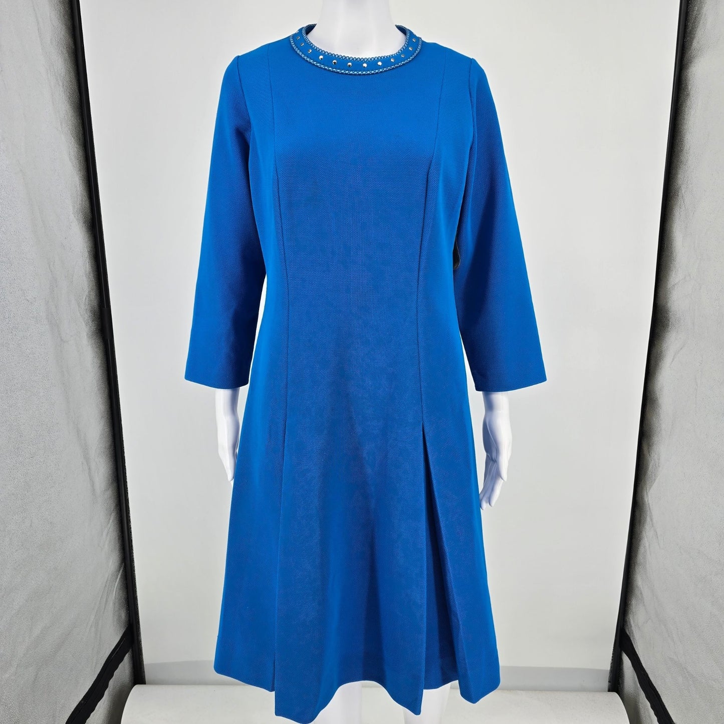 Vintage 1960s Amy Adams Knits Blue Contrast Collar A-Line Mod Dress (Size 8/M)