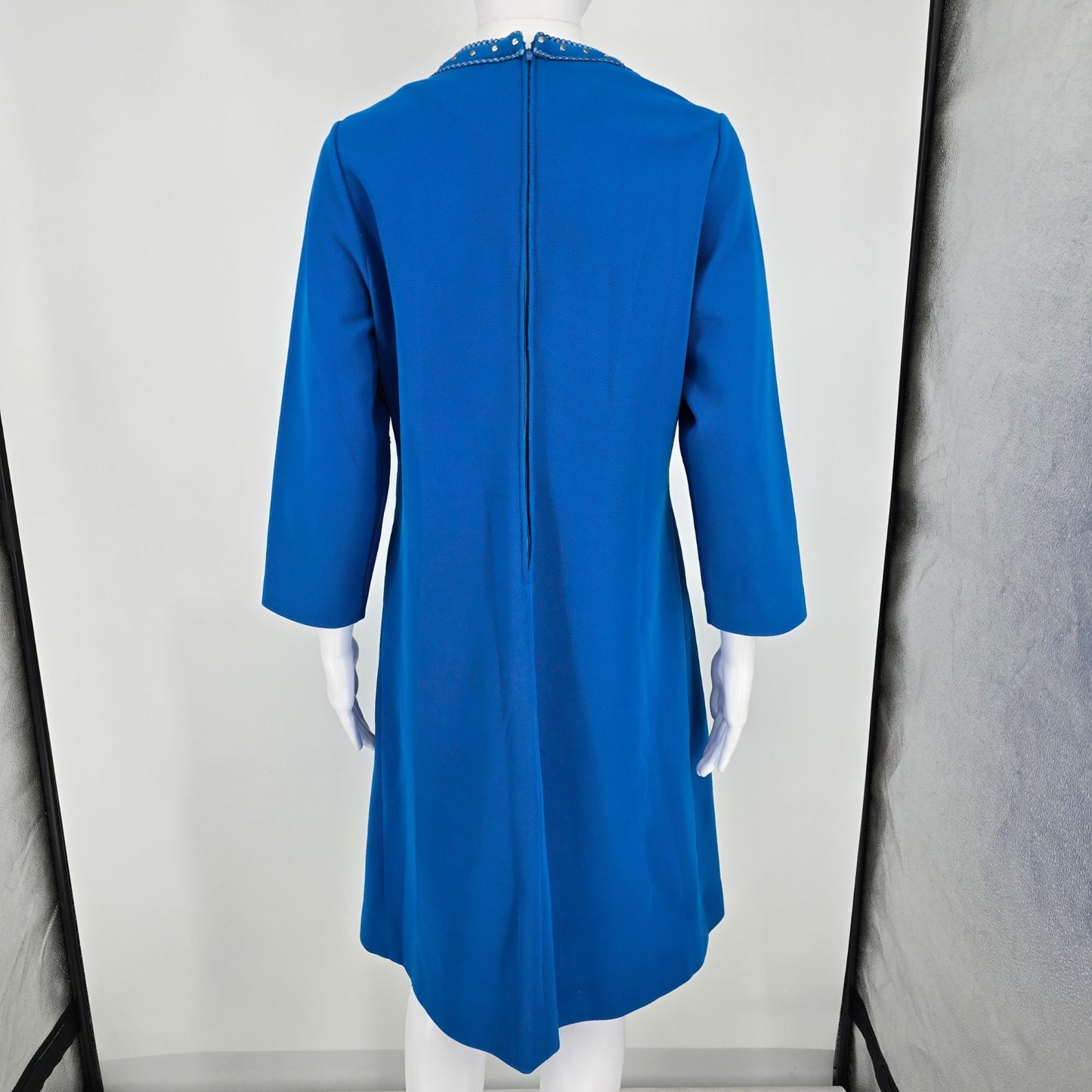 Vintage 1960s Amy Adams Knits Blue Contrast Collar A-Line Mod Dress (Size 8/M)