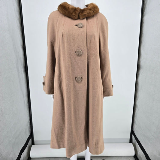 Vintage 1960s Aldenaire Women's Union Made Light Brown Faux Fur Collar Coat (XL)