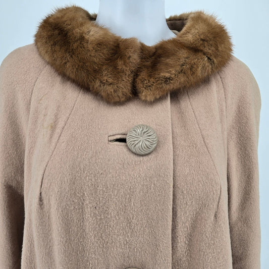 Vintage 1960s Aldenaire Women's Union Made Light Brown Faux Fur Collar Coat (XL)