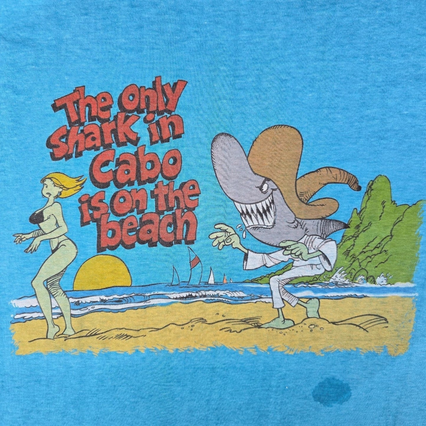 Vintage 1980s San Lucas "The Only Shark in Cabo is On the Beach" Soft T-Shirt -L