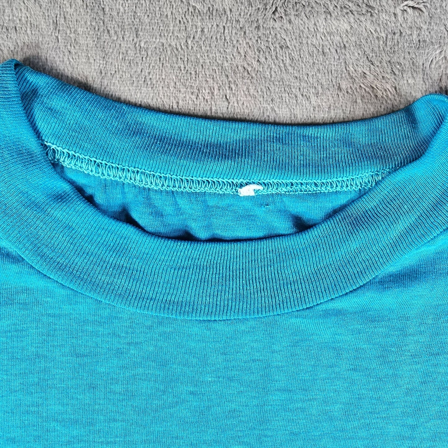Vintage 1980s San Lucas "The Only Shark in Cabo is On the Beach" Soft T-Shirt -L