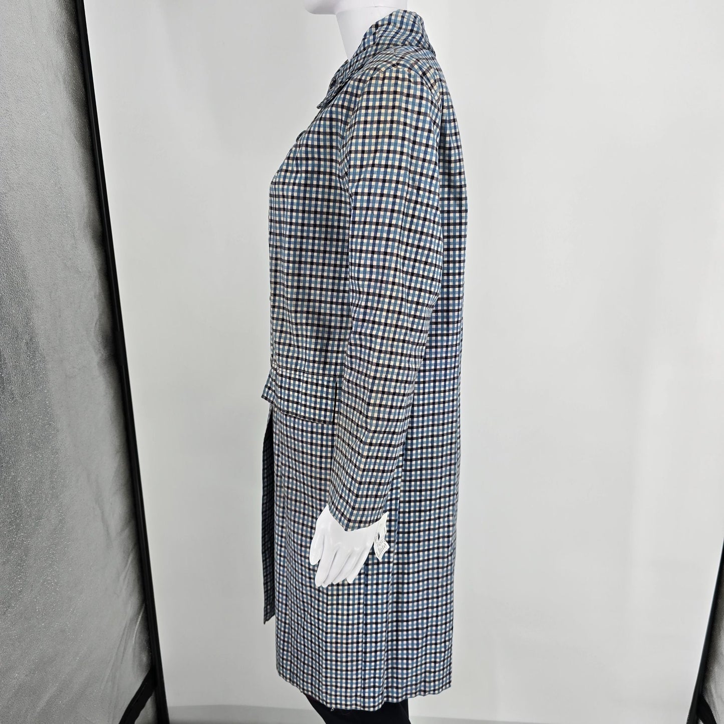 Vintage 1960s Unbranded Women's Single-breasted Blue Check Plaid Car Coat (M/L)