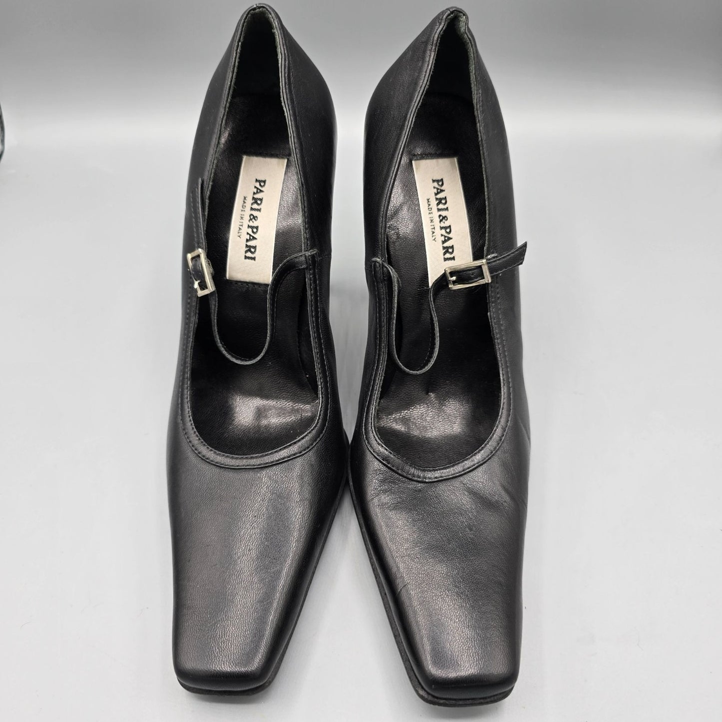 Vintage Late 1990s Deadstock Pari & Pari Black Nappa Leather Mary-Jane Pumps -7B