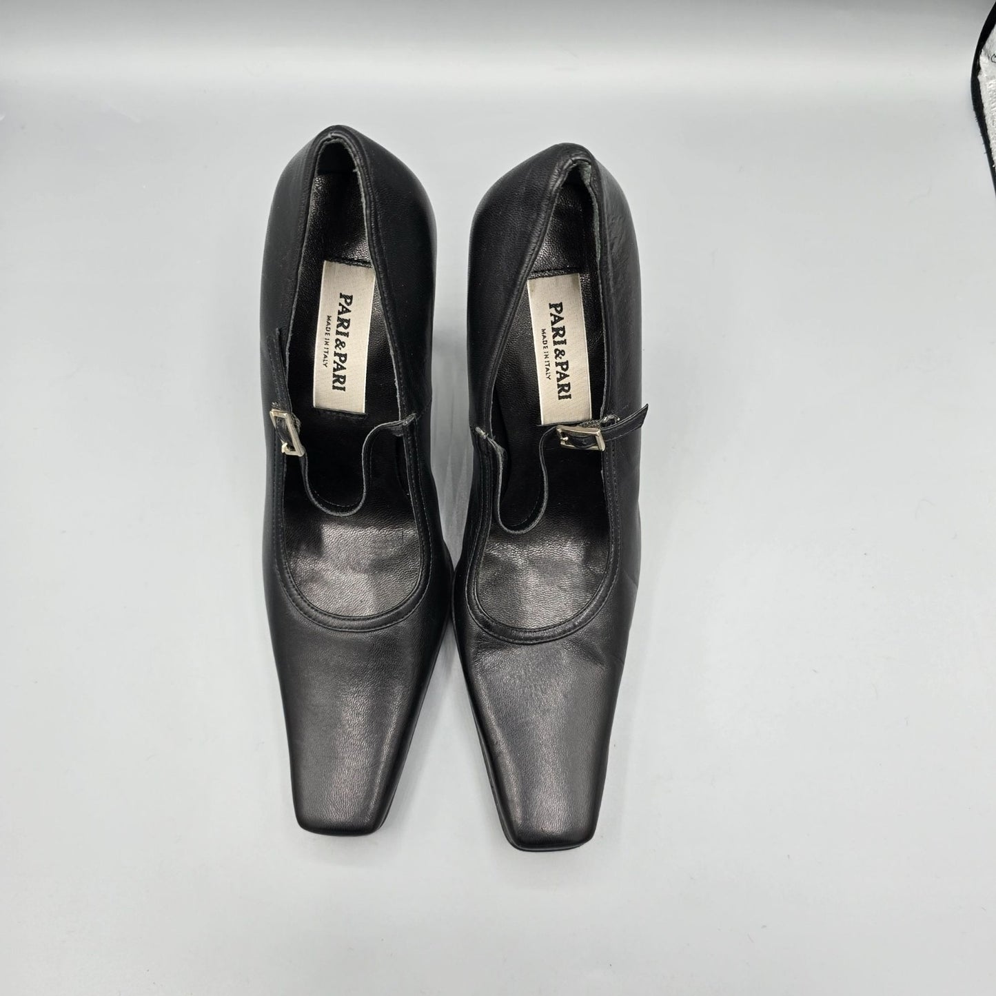 Vintage Late 1990s Deadstock Pari & Pari Black Nappa Leather Mary-Jane Pumps -7B