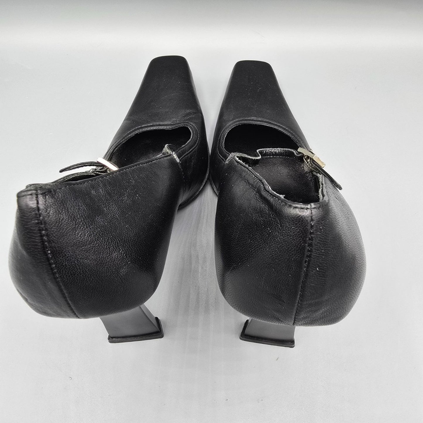 Vintage Late 1990s Deadstock Pari & Pari Black Nappa Leather Mary-Jane Pumps -7B
