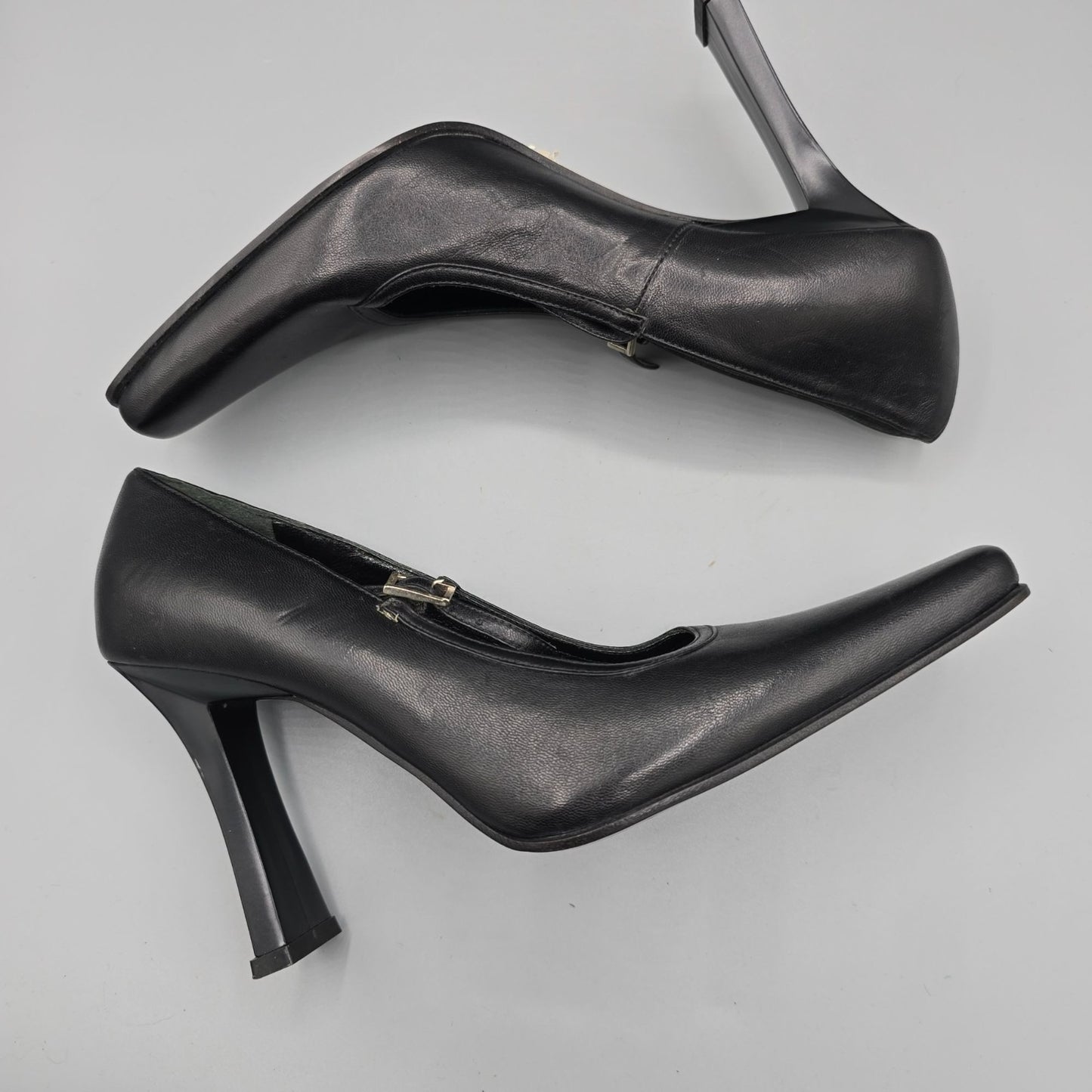 Vintage Late 1990s Deadstock Pari & Pari Black Nappa Leather Mary-Jane Pumps -7B
