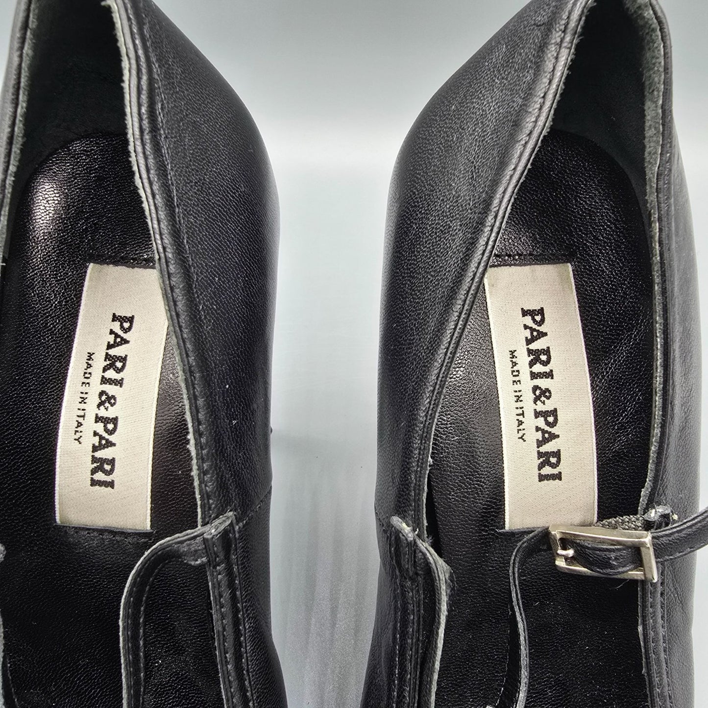 Vintage Late 1990s Deadstock Pari & Pari Black Nappa Leather Mary-Jane Pumps -7B