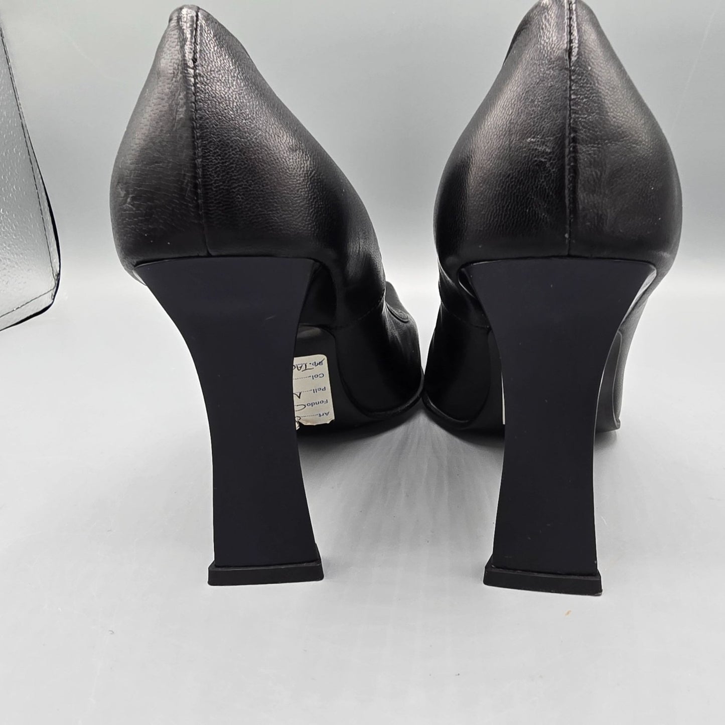 Vintage Late 1990s Deadstock Pari & Pari Black Nappa Leather Mary-Jane Pumps -7B