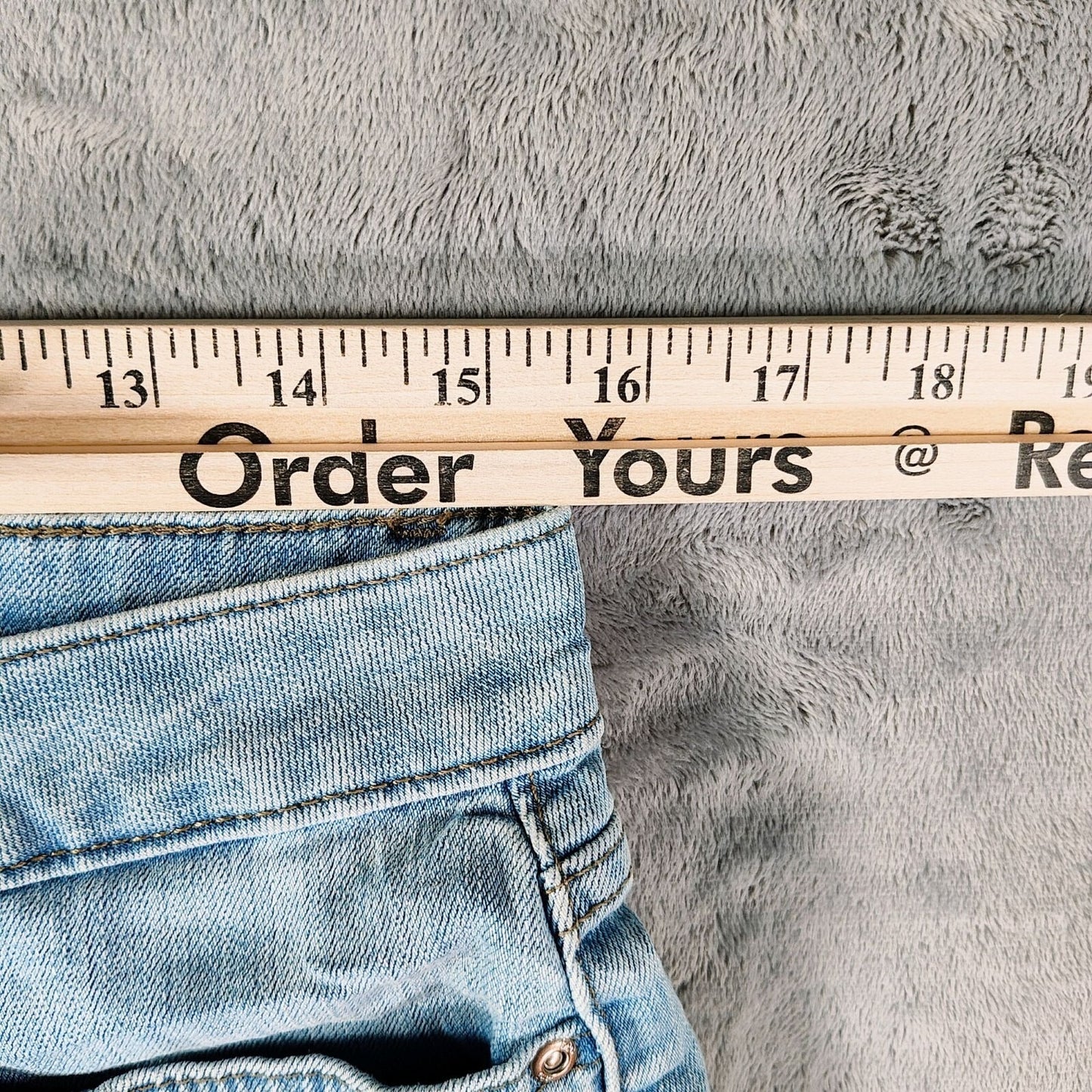 Lee Women's Midrise Straight Leg Jean DIY Cut Off Denim Shorts (Size 8) *Flaws