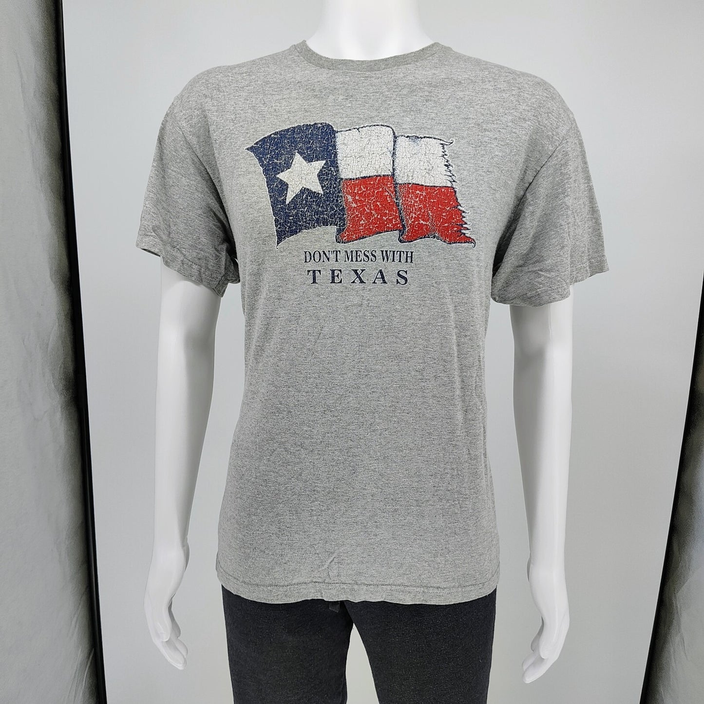 Delta Pro Weight "Don't Mess with Texas" Texas Flag Gray Graphic T-Shirt (Large)