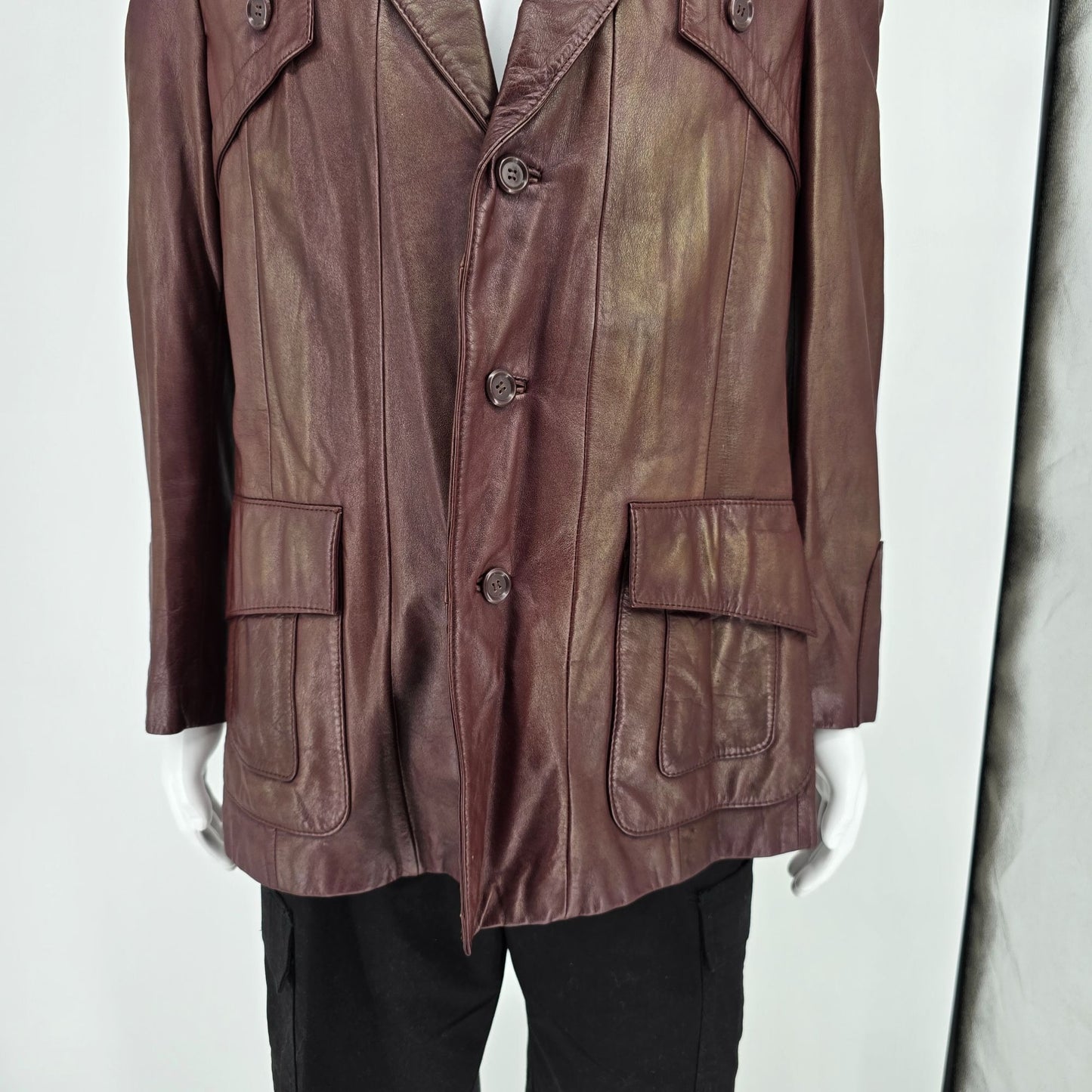 Vintage 1970s Monsieur Lauro Oxblood Leather Safari Blazer Jacket (41 M/L)