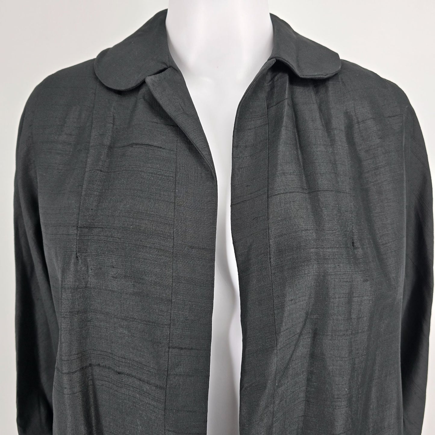 Vintage 1950s Wm. B. Schleisner PA Women's Black Silk Evening/Duster Coat (M/L)