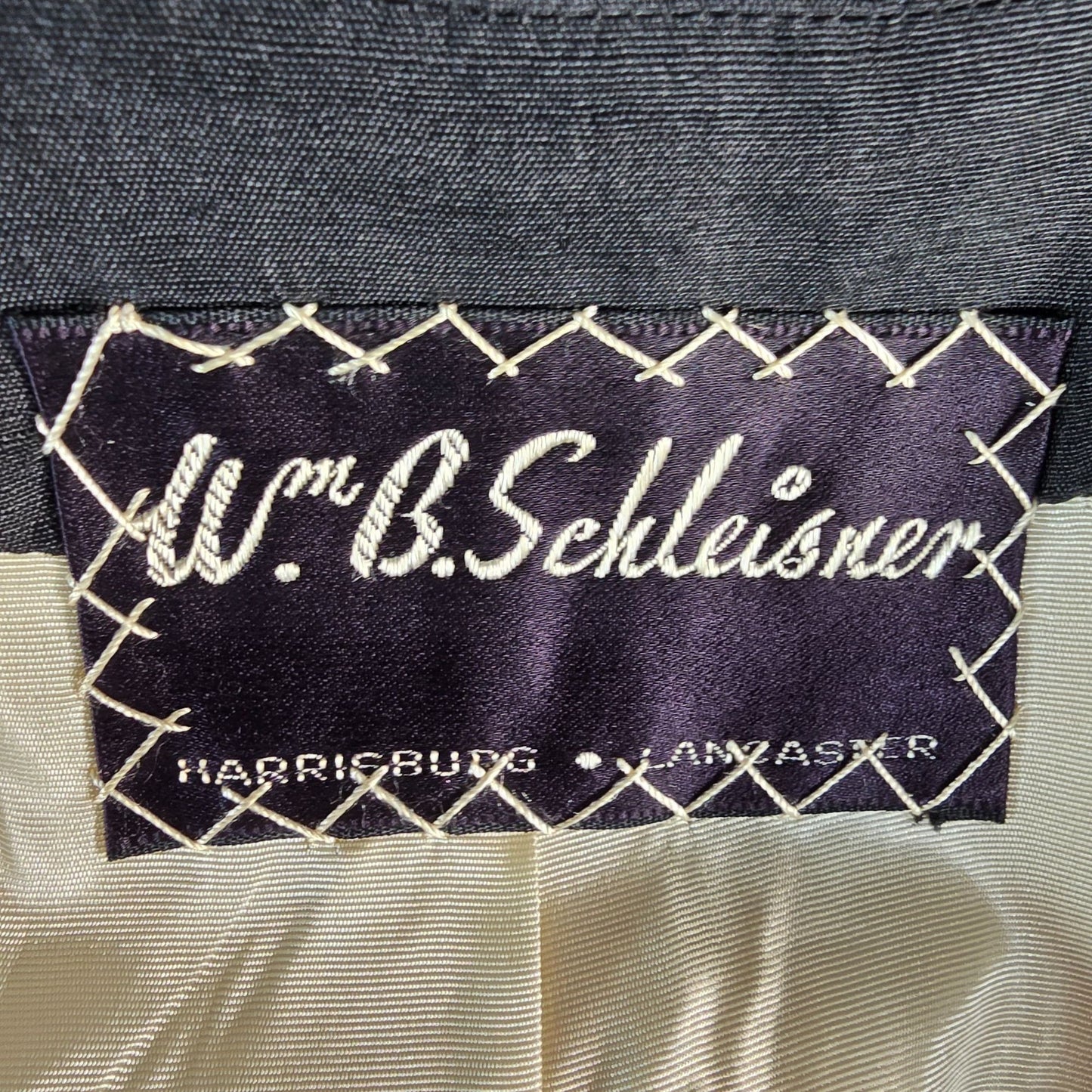 Vintage 1950s Wm. B. Schleisner PA Women's Black Silk Evening/Duster Coat (M/L)