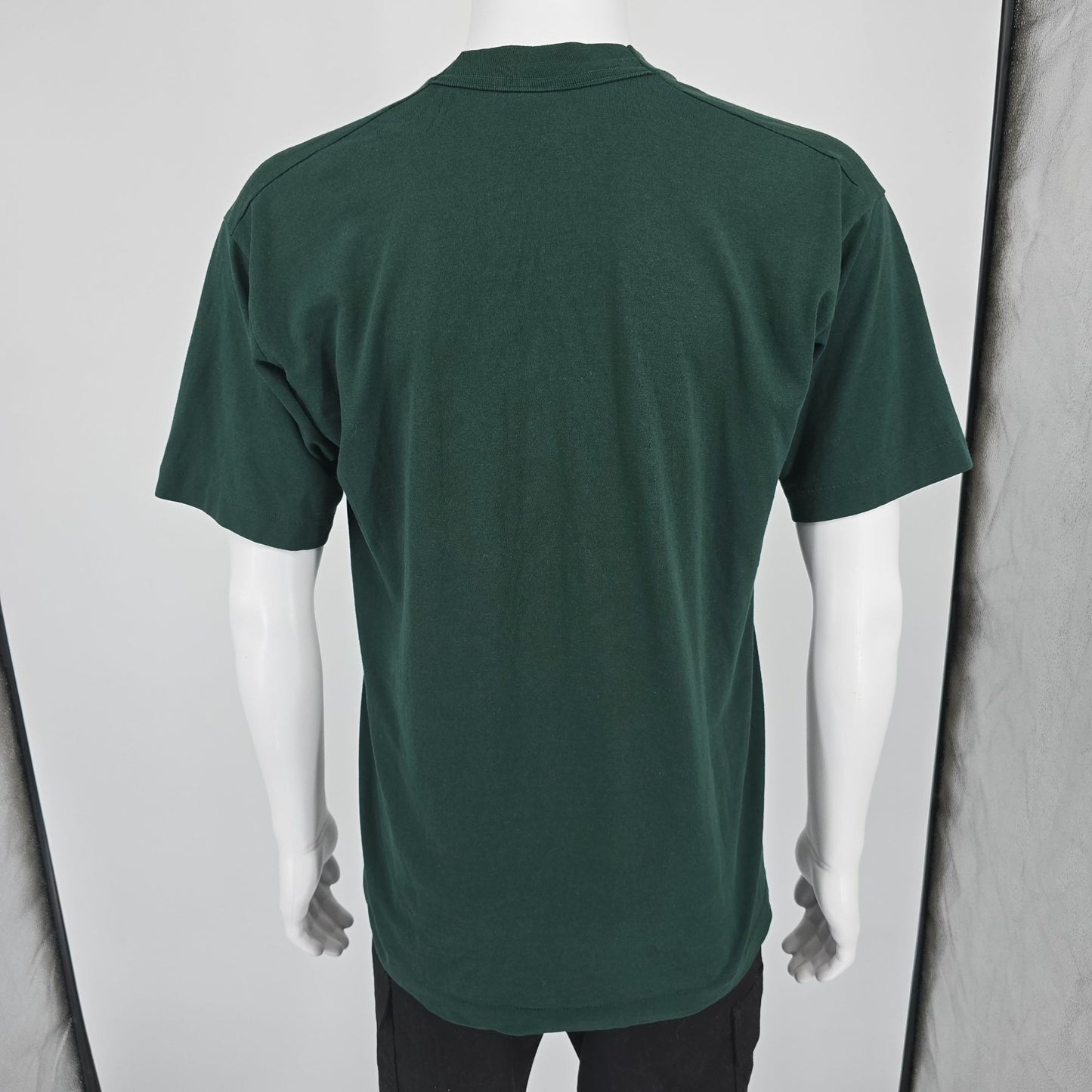 Vintage 1990s Fruit of the Loom Best Porter's Piranhas Green T-Shirt (L)