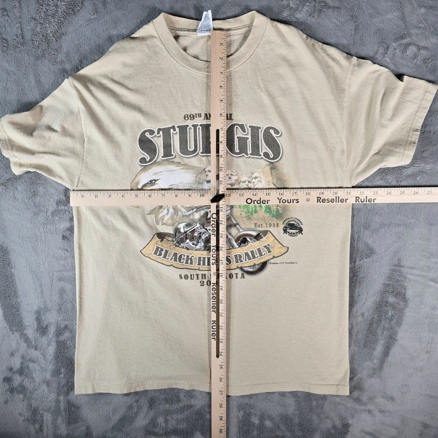 2009 69th Annual Sturgis Black Hills Rally South Dakota Biker T-Shirt (L)