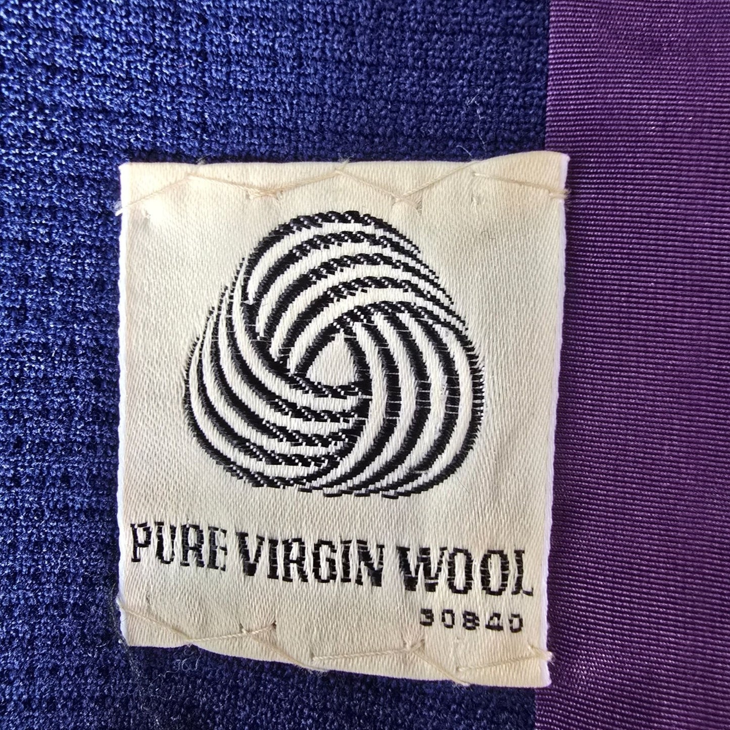 Vintage 1970s Women's Navy Blue Made in Canada Virgin Wool Mod Coat (M)