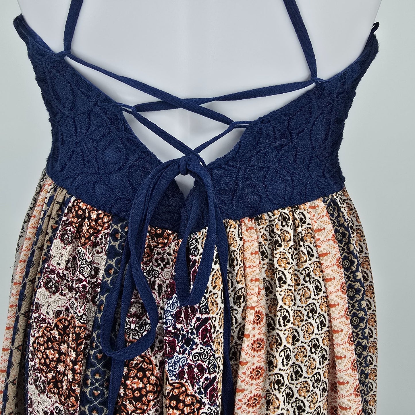 2010s She + Sky Corset-Inspired Lace-Up Sleeveless Maxi Boho/Festival Dress (M)