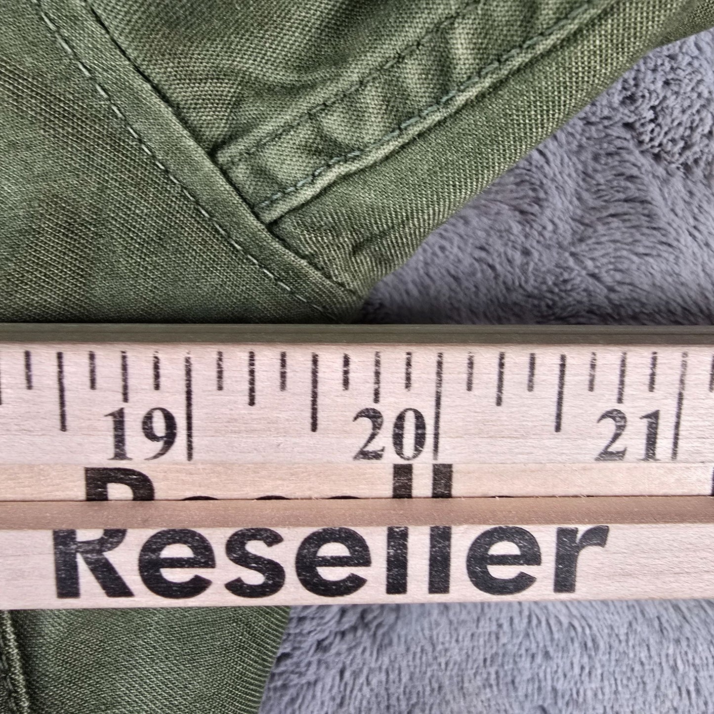 Vintage 1970s U.S. Army M-65 Cold Weather Olive Green Field Jacket w/ Liner (S)