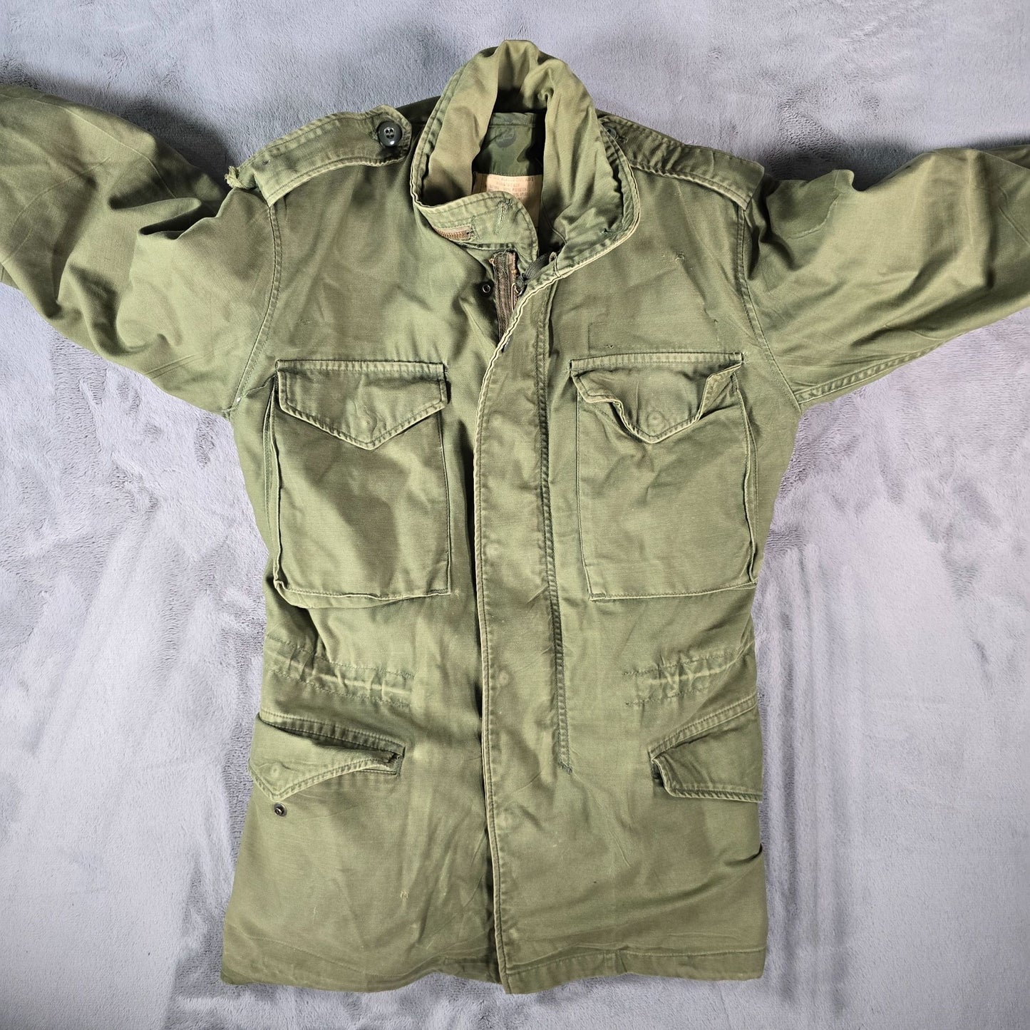 Vintage 1970s U.S. Army M-65 Cold Weather Olive Green Field Jacket w/ Liner (S)