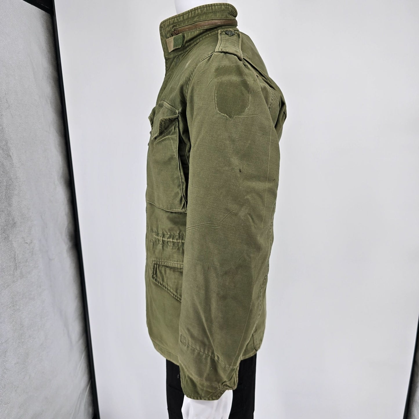Vintage 1970s U.S. Army M-65 Cold Weather Olive Green Field Jacket w/ Liner (S)