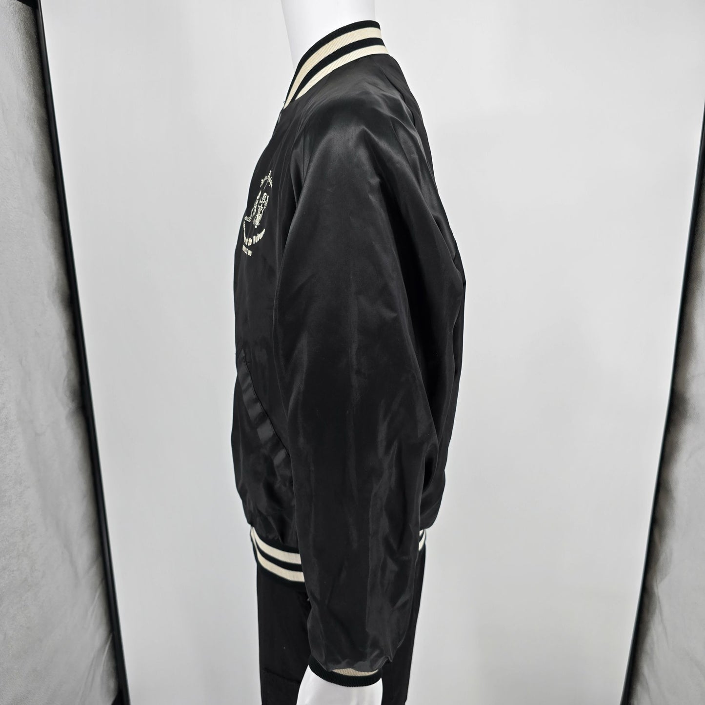 Vintage 1980s Pla-Jac by Dunbrooke "Unique Physique" Perryville, Mo Jacket (L)