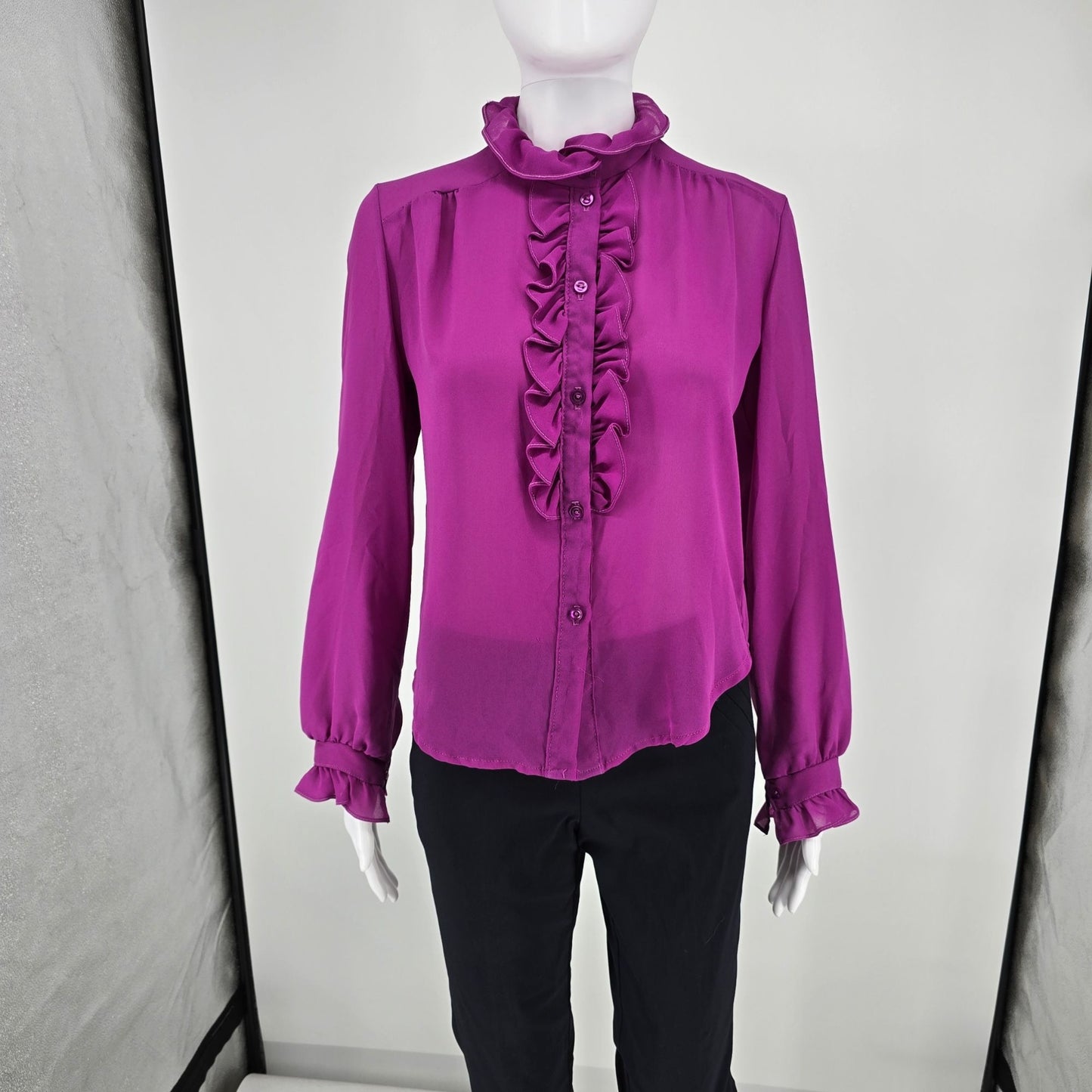 Vintage 1970s Women's Unbranded Fuschia Ruffle Jabot Semi-Sheer Blouse (M)