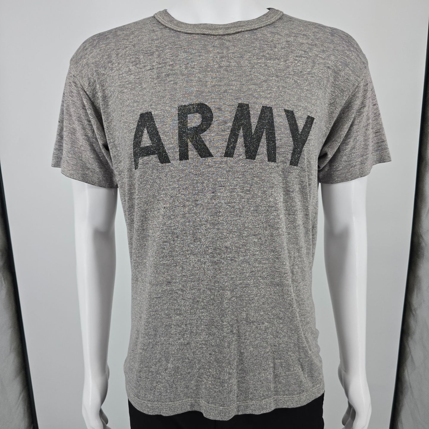 Vintage 1991 Army/Sport Europa PFU Physical Fitness Uniform T-Shirt (M)