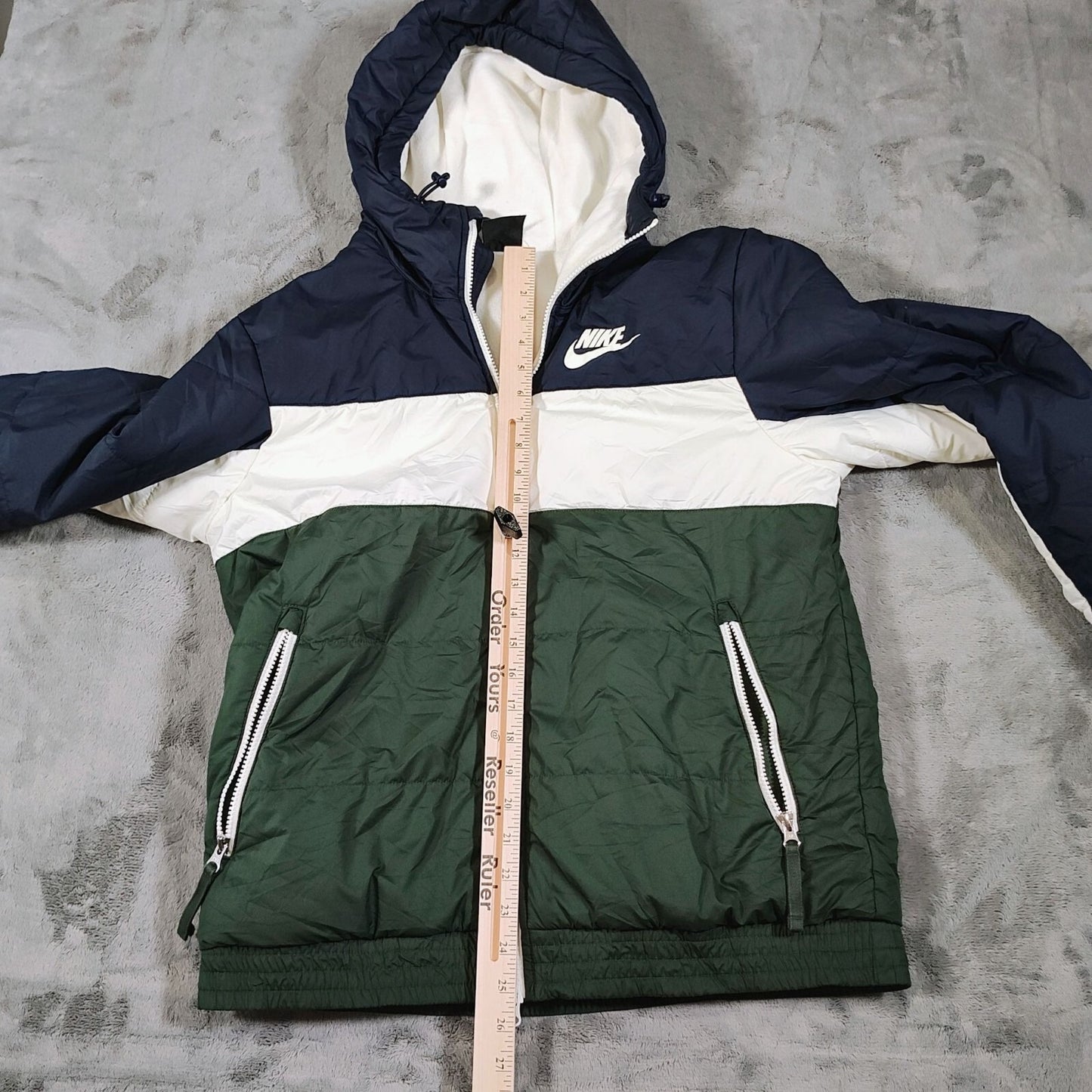 Nike Mens Jade Green Synthetic Fill Insulated Hooded Jacket BV4683-451 (Size M)