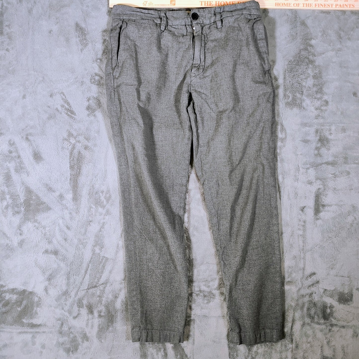 Label of Graded Goods L.O.G.G. H&M Men's Grey Chino Pants (29x27)