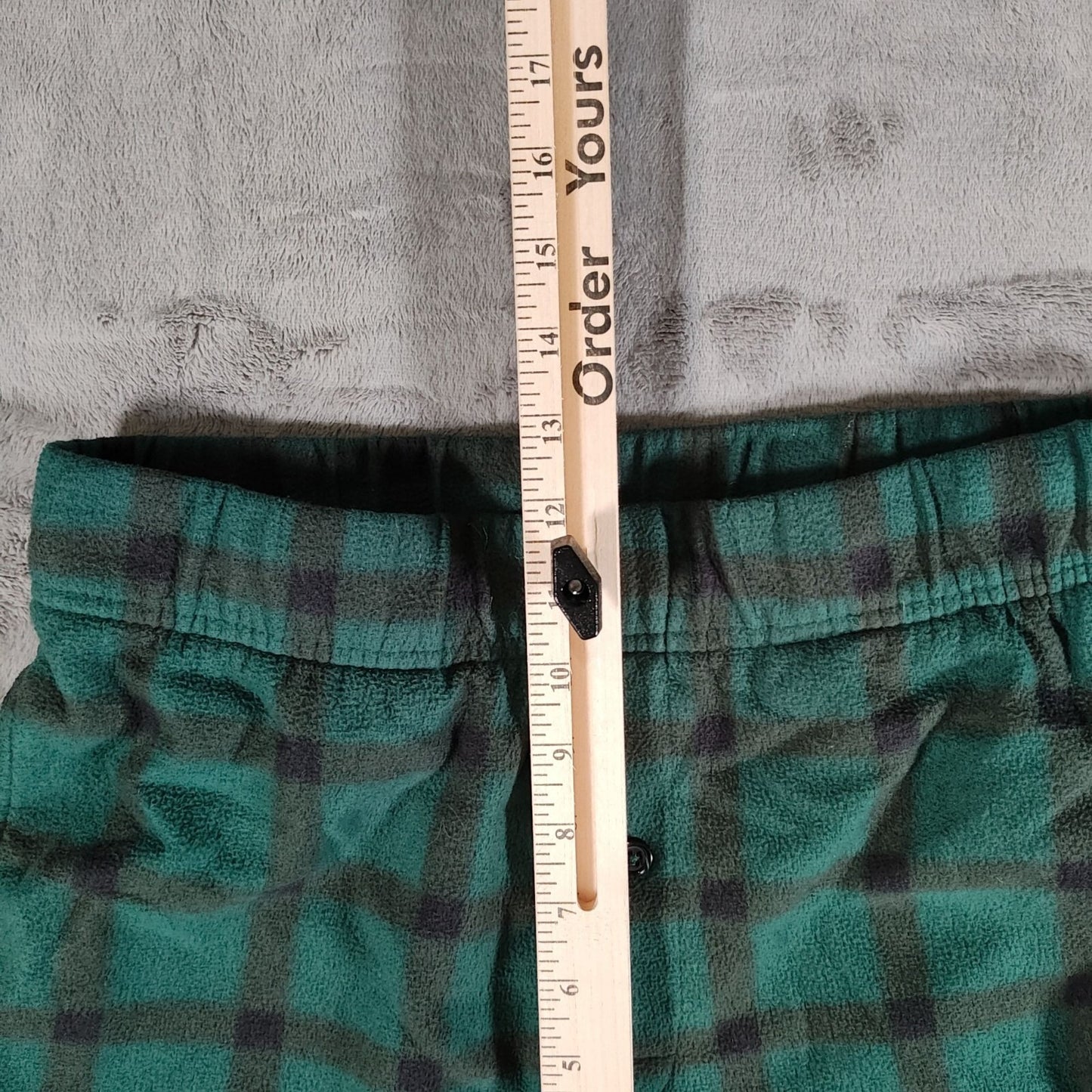 Royal Class Mens Green and Black Plaid Fleece Pajama Sleep Pants (Small) *Flaw*
