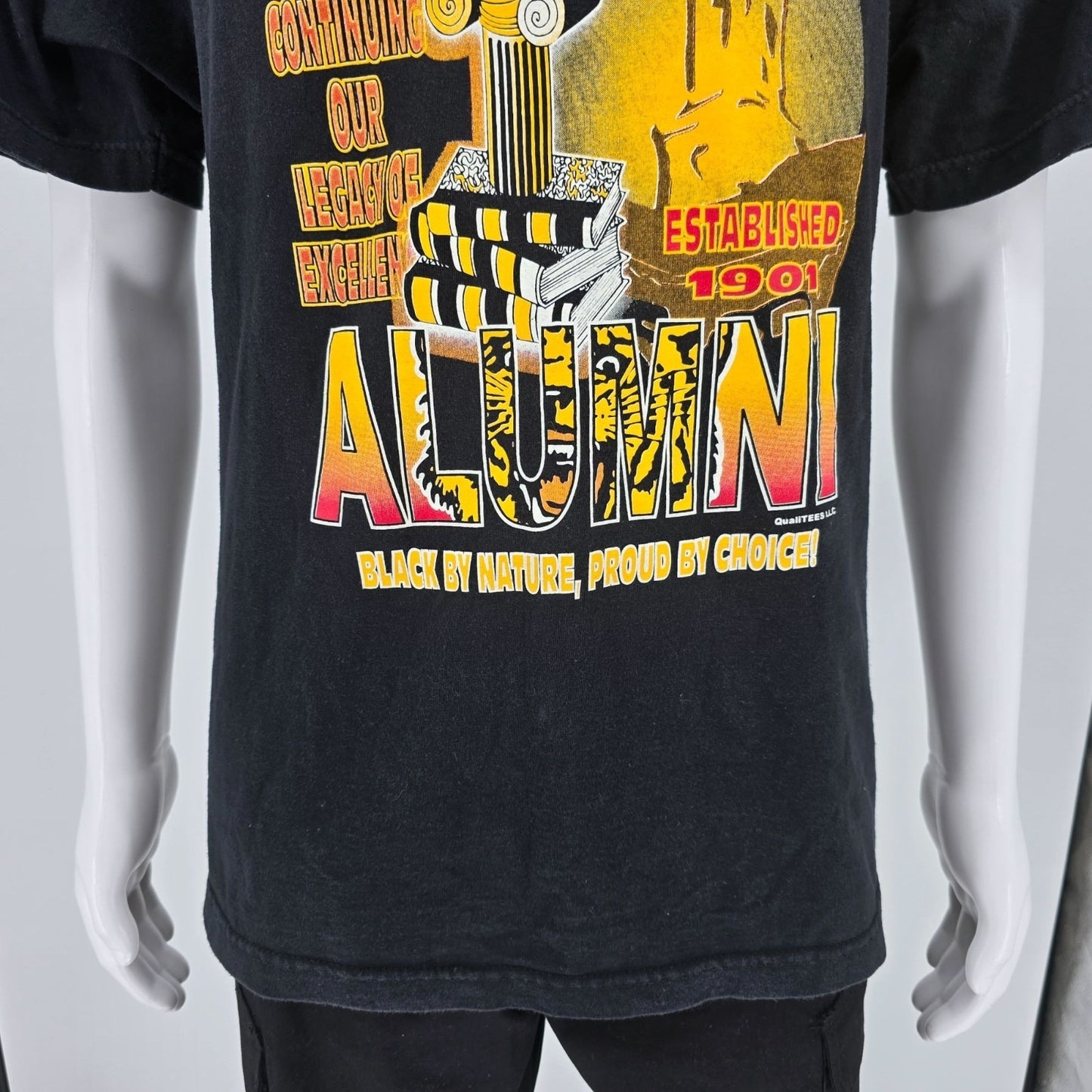 2000s Alstyle Grambling State University Alumni HBCU Black Graphic T-Shirt (M/L)