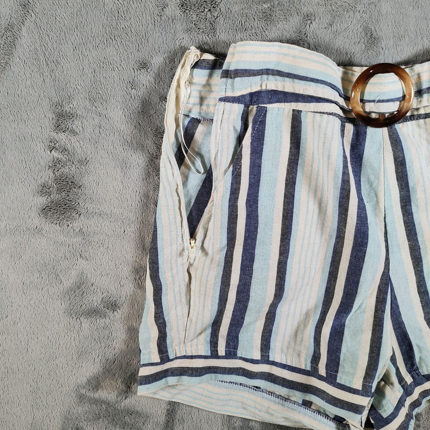 Poetica Women's Striped Side Zip Viscose Shorts w/ Loop Embellishment (Size 6)