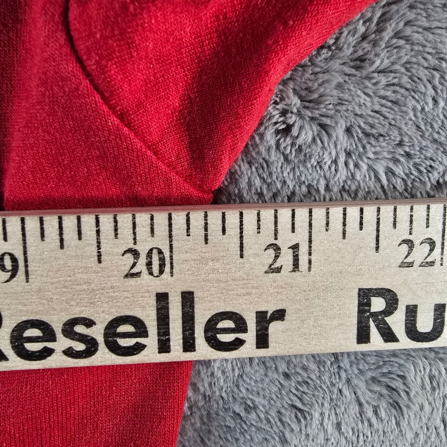 Vintage 1990s Jerzees 50/50 Heavyweight Made in USA Blank Red T-Shirt (M/L)