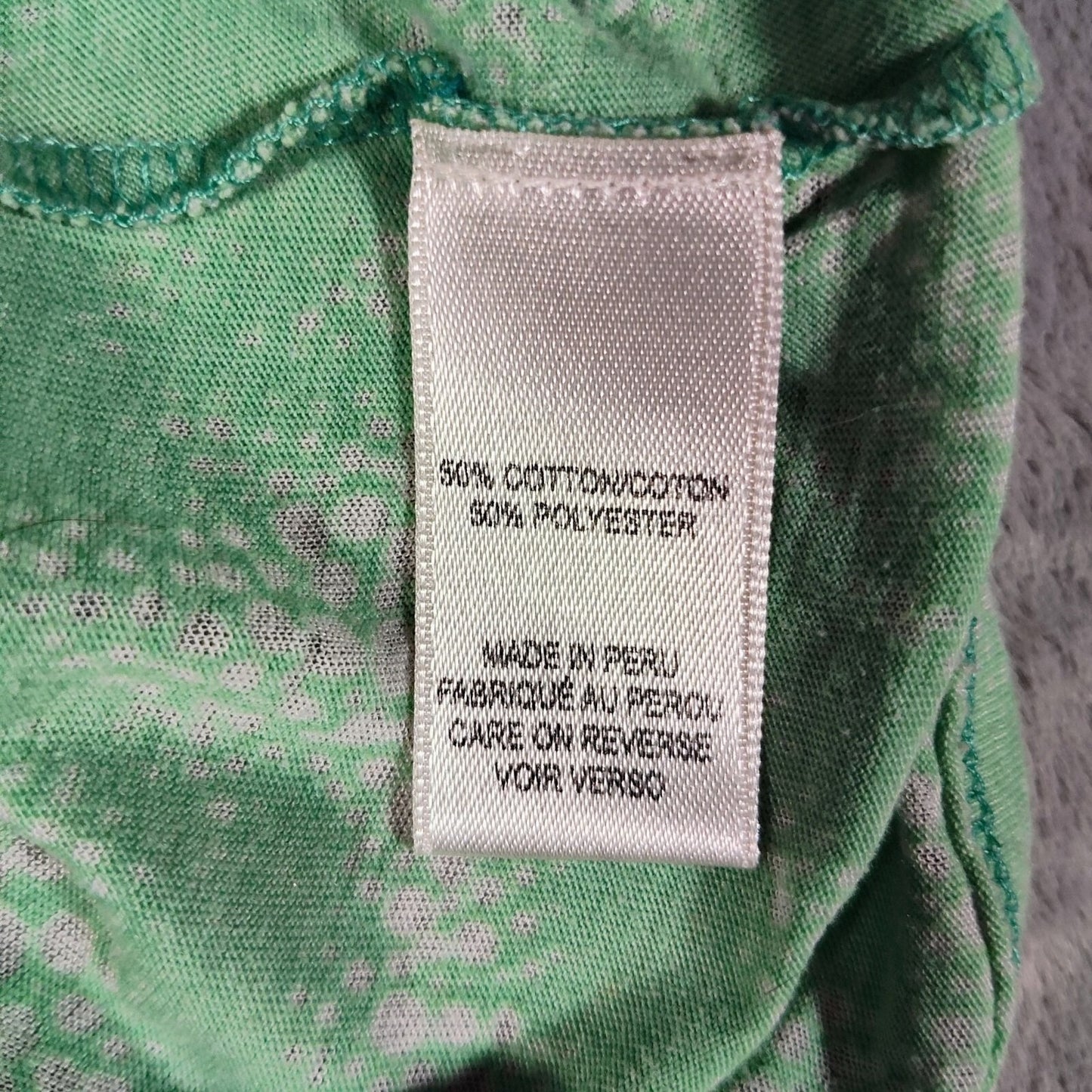 Tahari Green Translucent Scoop Neck Short Sleeve Patterned Top (XS) -Fair Cond.