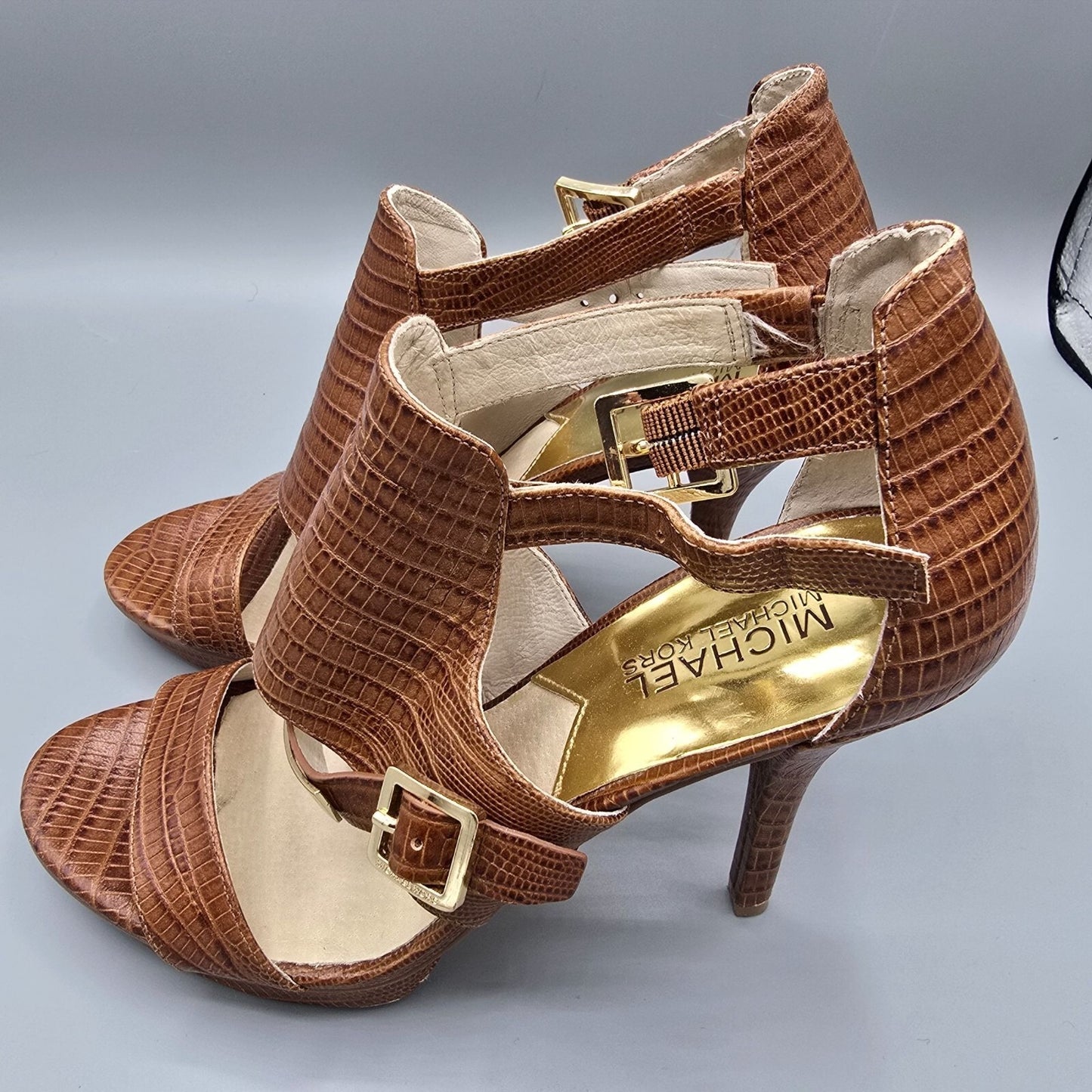 MICHAEL Michael Kors "Jess" Brown Croc-Embossed Leather Heels (Size 7.5M)