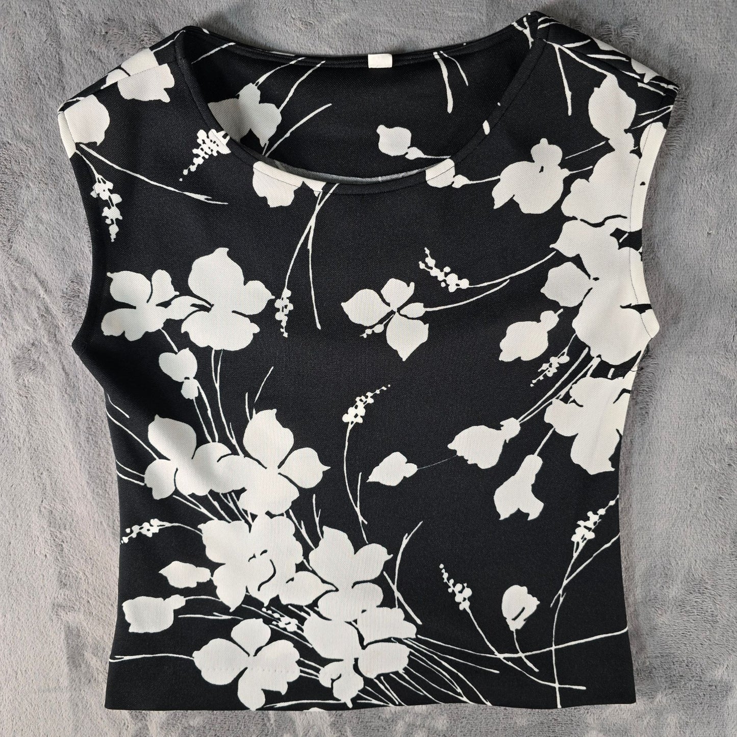 Vintage 1990s Floral Black & White Shirt Jacket & Shell Top Two-Piece Set (M/L)