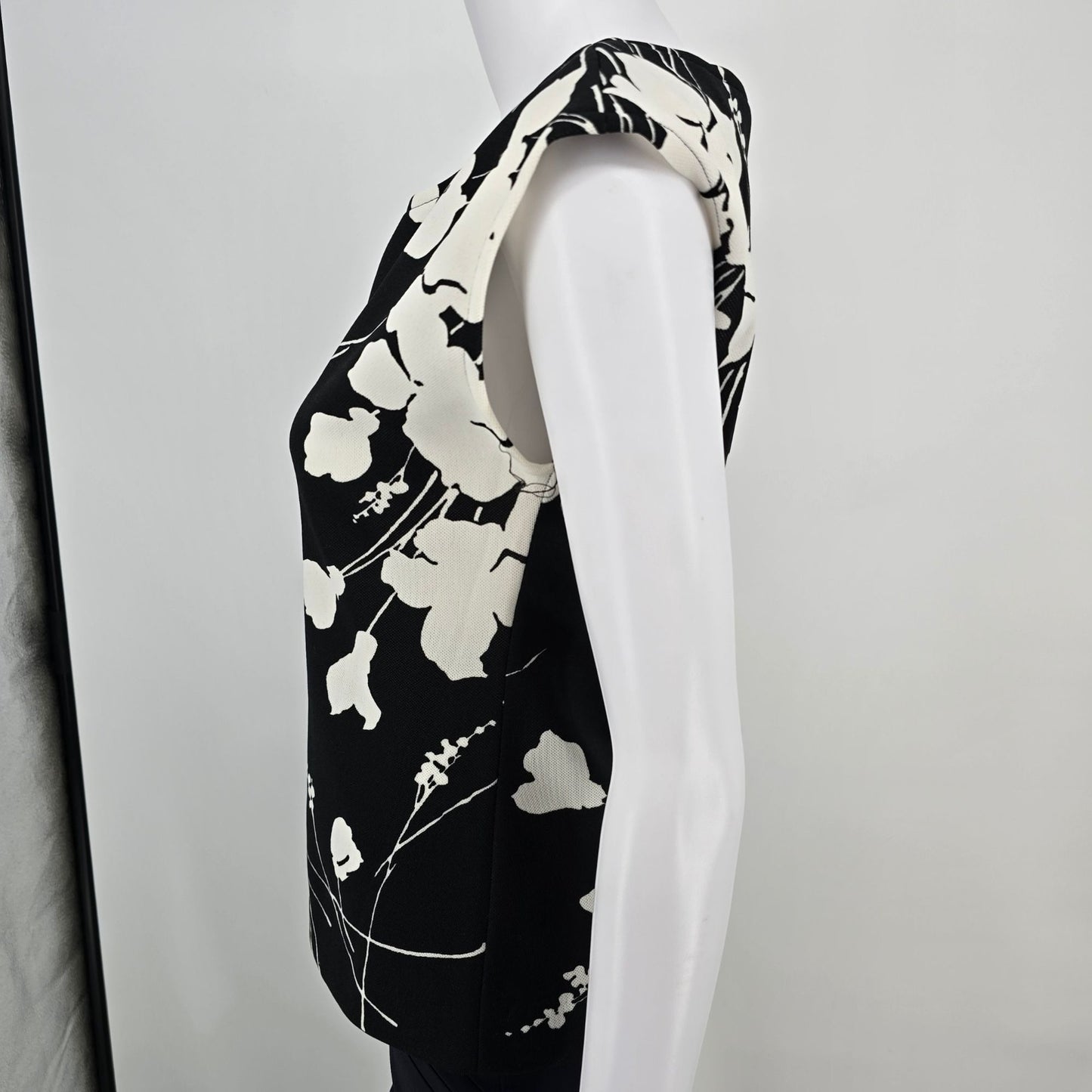 Vintage 1990s Floral Black & White Shirt Jacket & Shell Top Two-Piece Set (M/L)