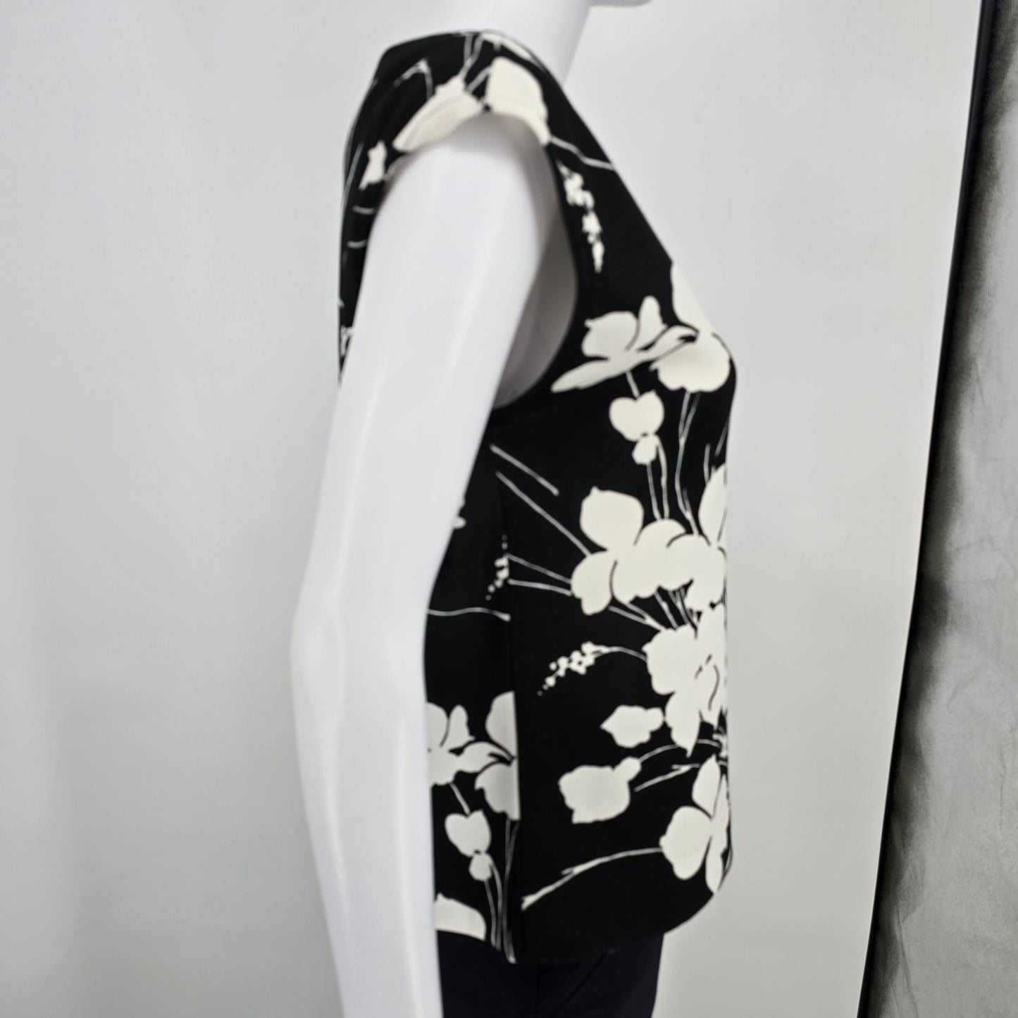Vintage 1990s Floral Black & White Shirt Jacket & Shell Top Two-Piece Set (M/L)