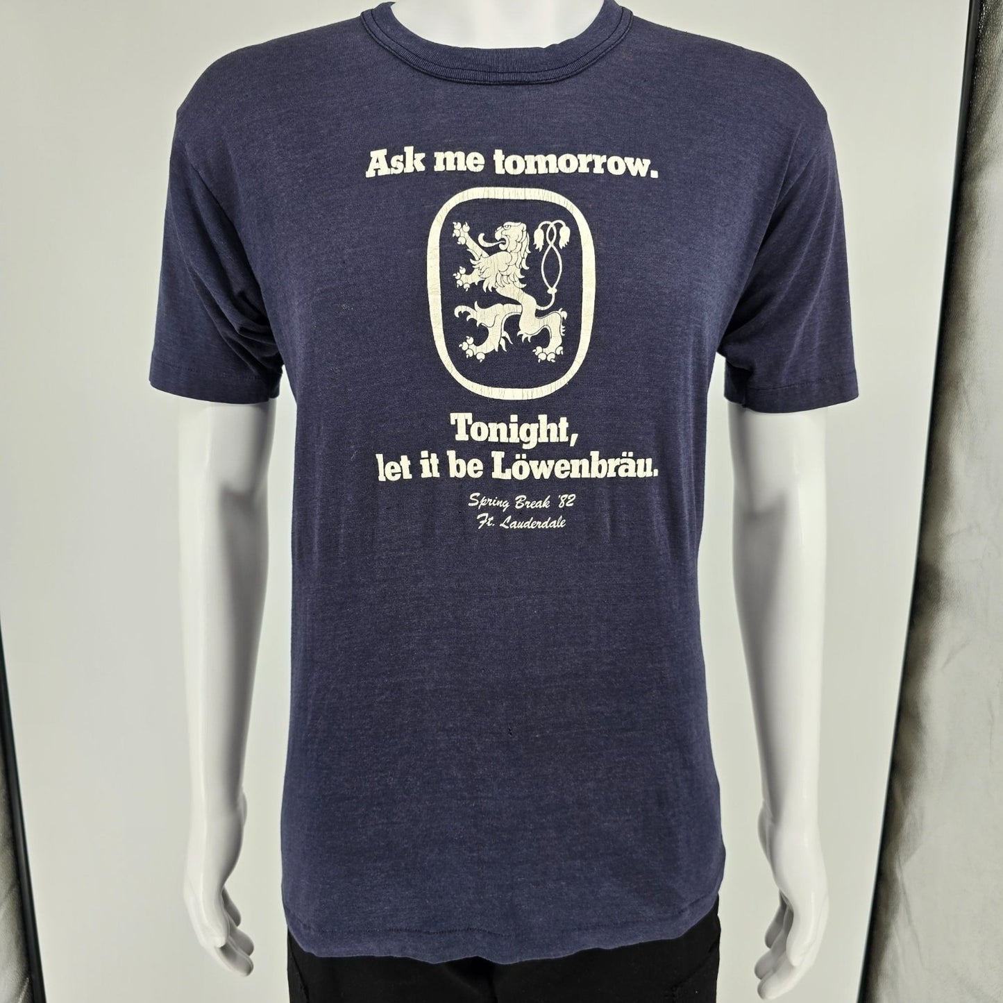 Distressed Vintage 1982 Ft. Lauderdale Spring Break Löwenbräu Logo T-Shirt (M)