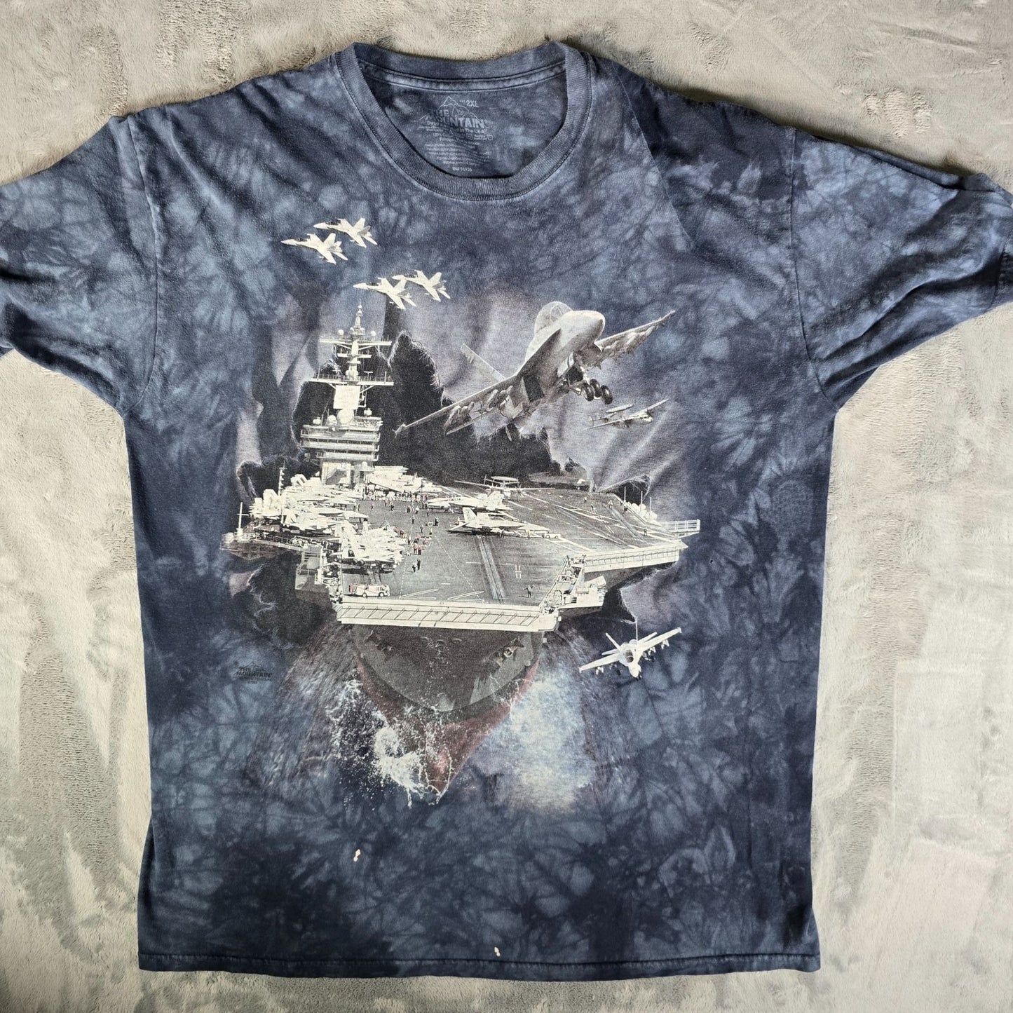 2010s The Mountain Blue Tie-Dye Fighter Jet Aircraft Carrier T-Shirt (2XL)