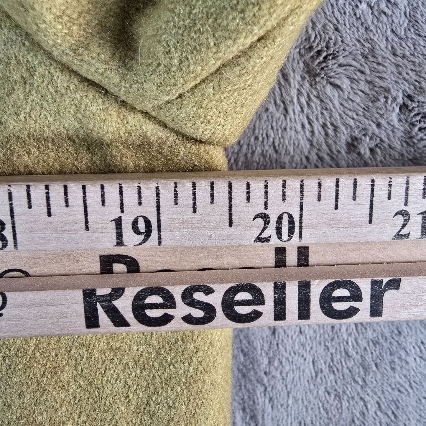 2010s Mossimo Women's Wool-Blend Mustard Green Double-Breasted Short Coat (M)