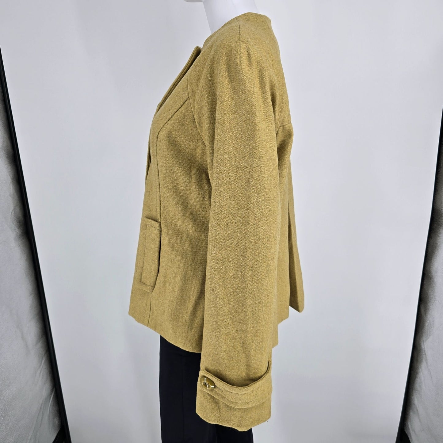 2010s Mossimo Women's Wool-Blend Mustard Green Double-Breasted Short Coat (M)